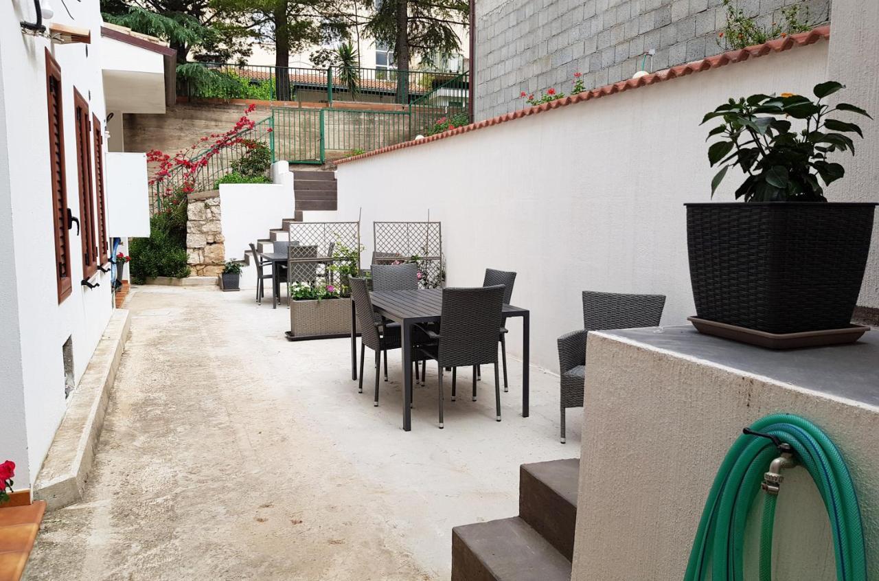 Appartamento Tra Mare E Montagna Baunei Exteriör bild