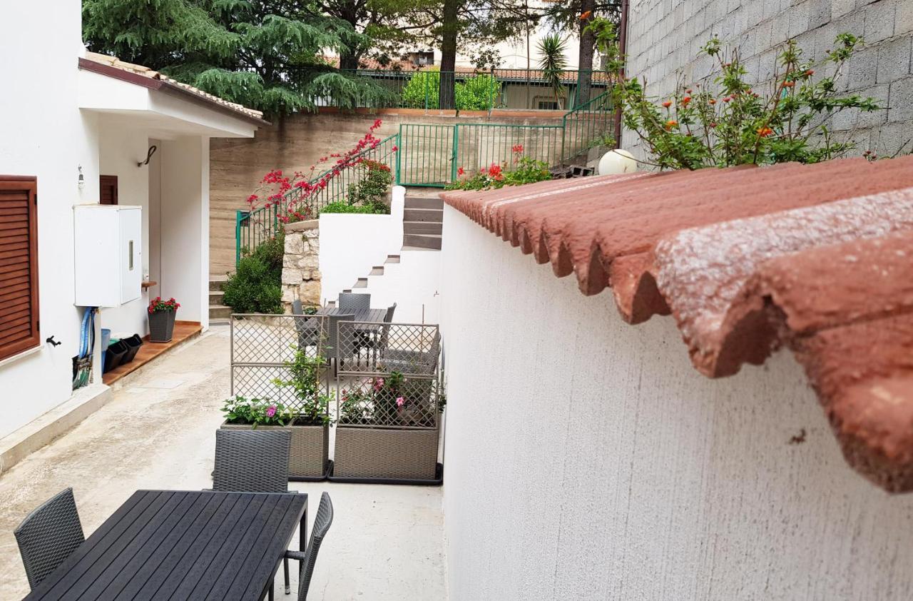 Appartamento Tra Mare E Montagna Baunei Exteriör bild
